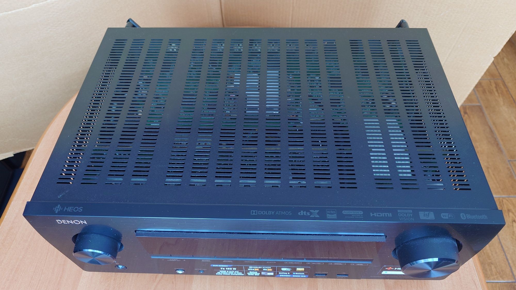 Amplituner Denon AVR-X2600H