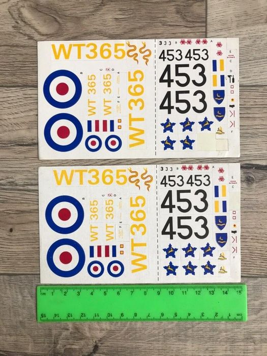 Декаль на модели самолетов.