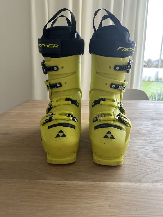 Buty narciarskie juniorskie Fisher RC4 Podium 90 stan bdb