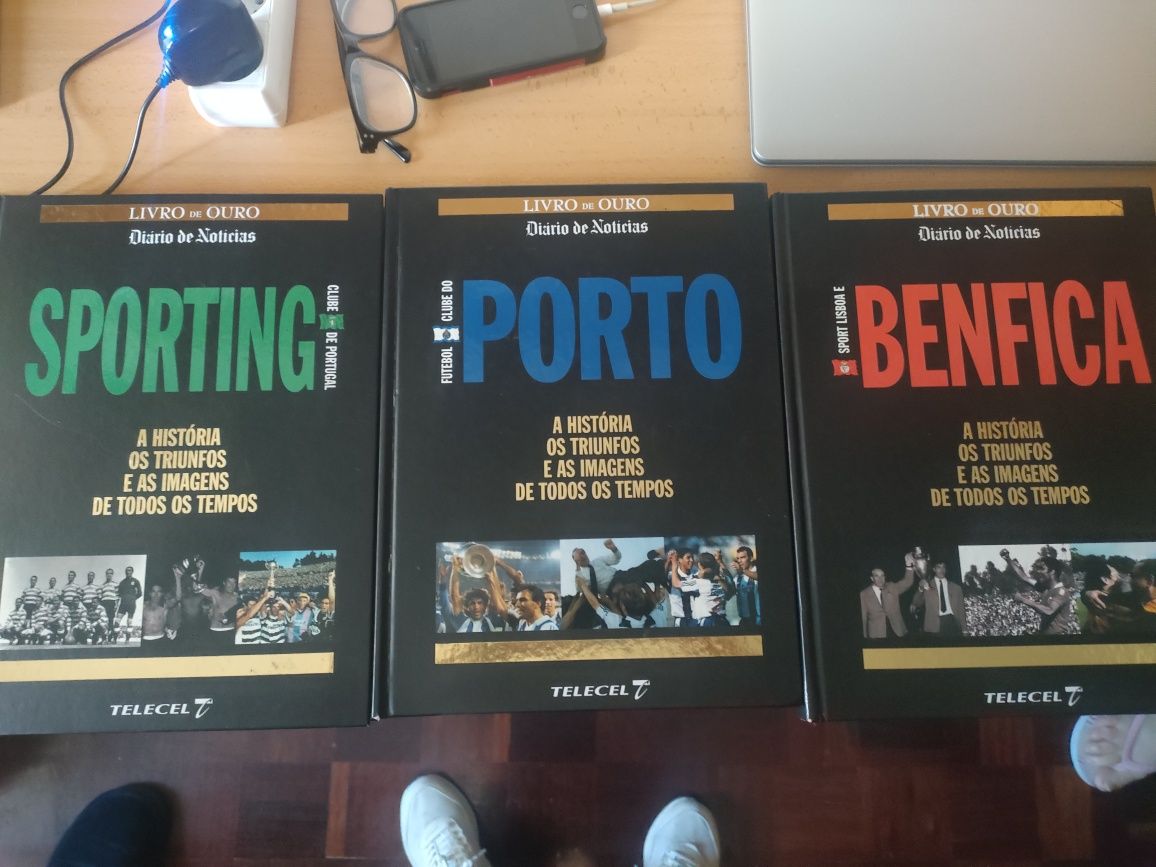 Conjunto 3 livros clubes Portugal - como.novos