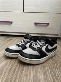 Bury nike rozmiar 33