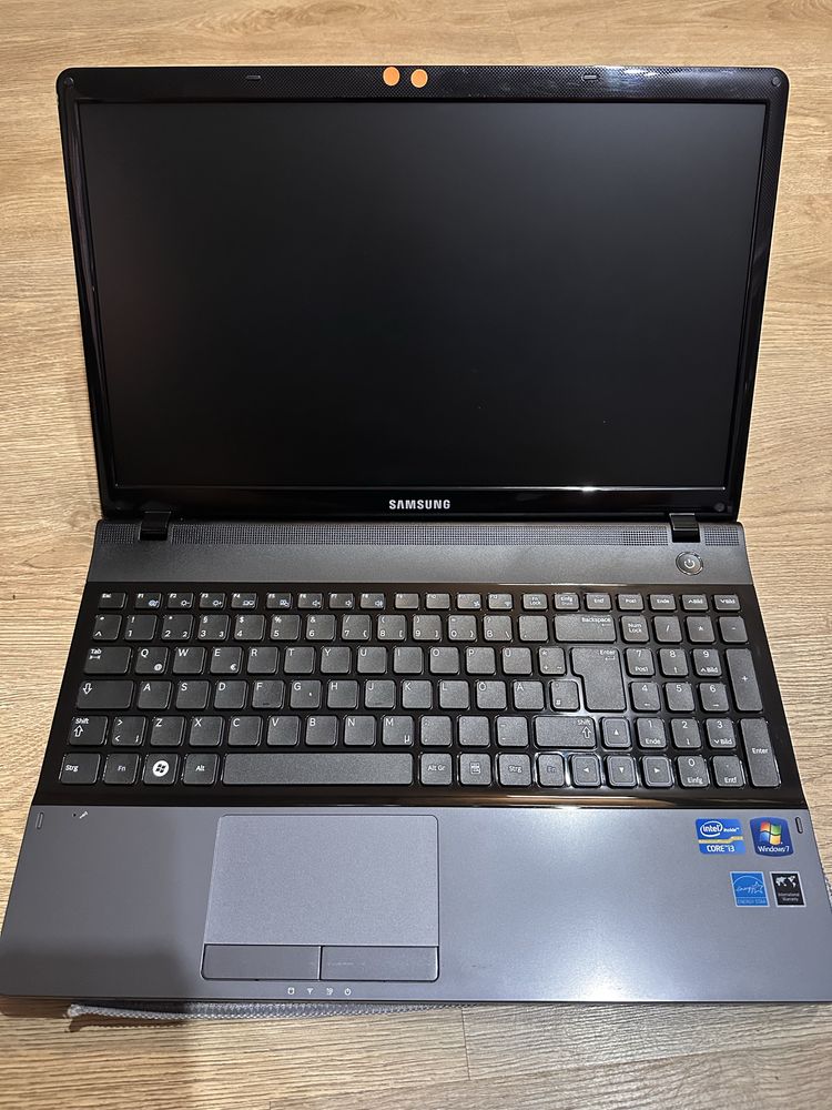 Laptop samsung 300E