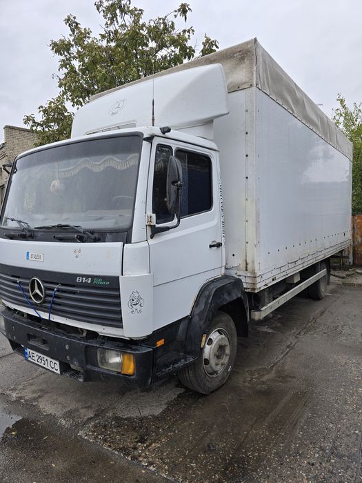 Автомобіль Мерседес Бенц 814