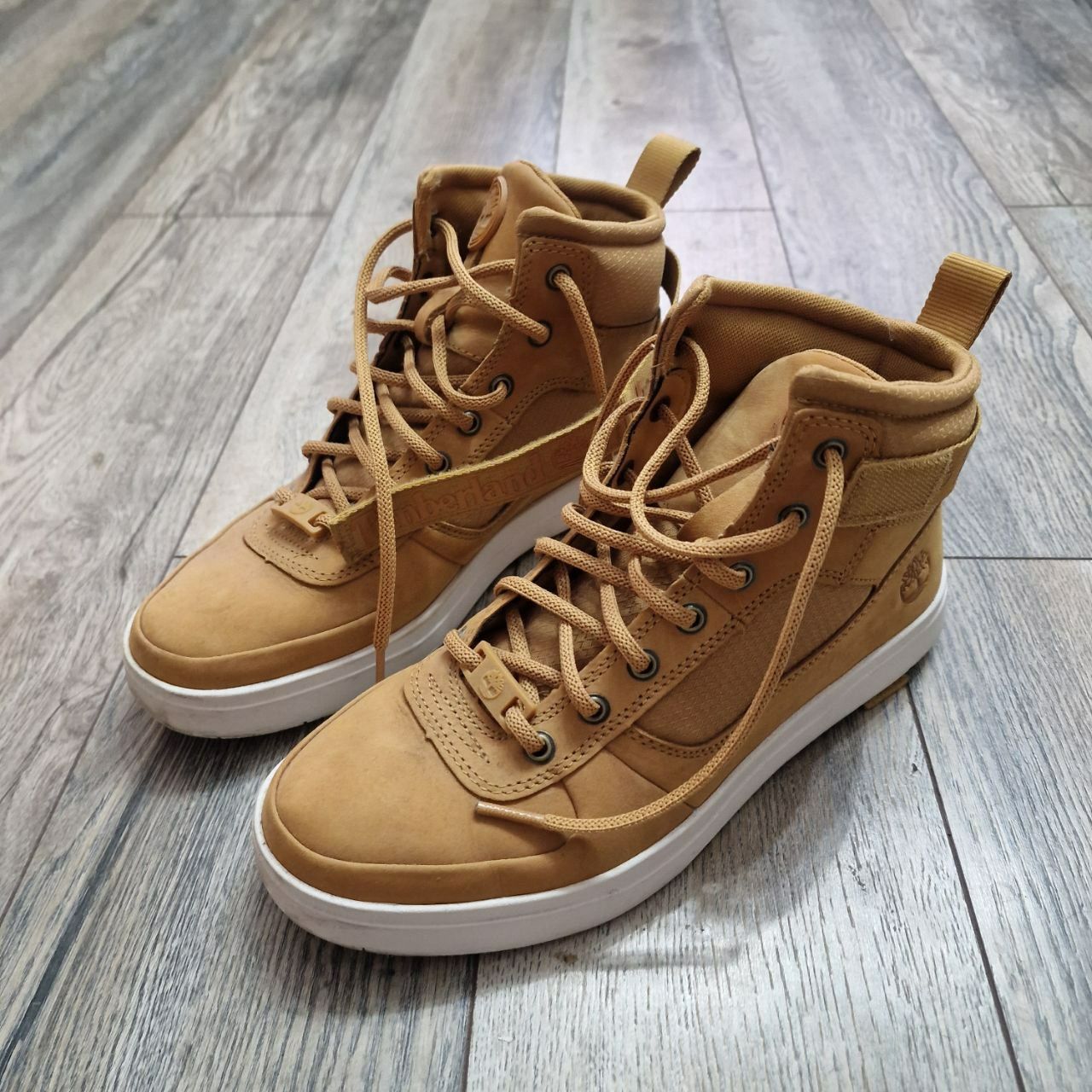 кросовки (сникерсы, ботинки) Timberland