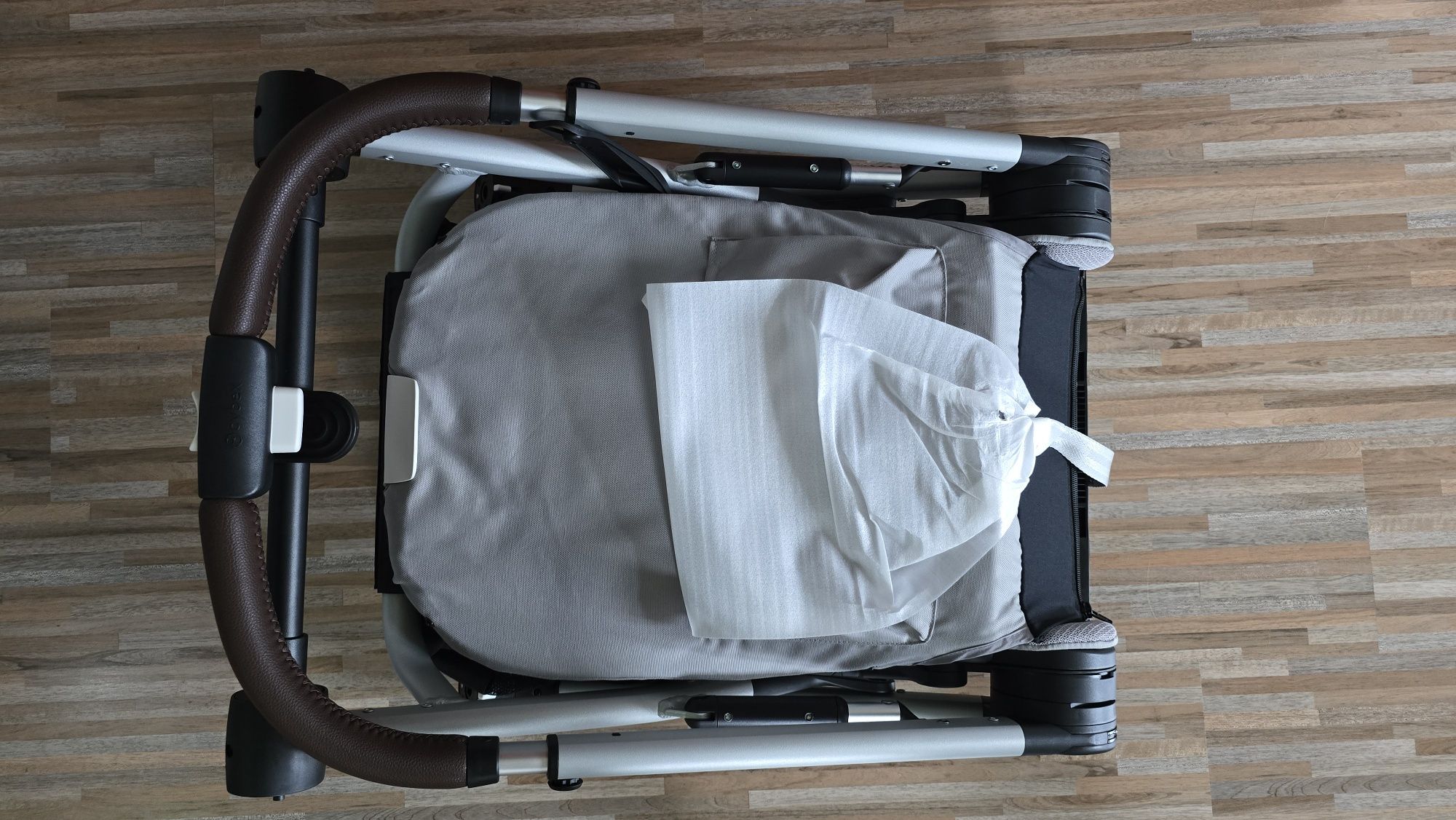 Nowy Cybex Balios S Lux Stone Grey model 2025
