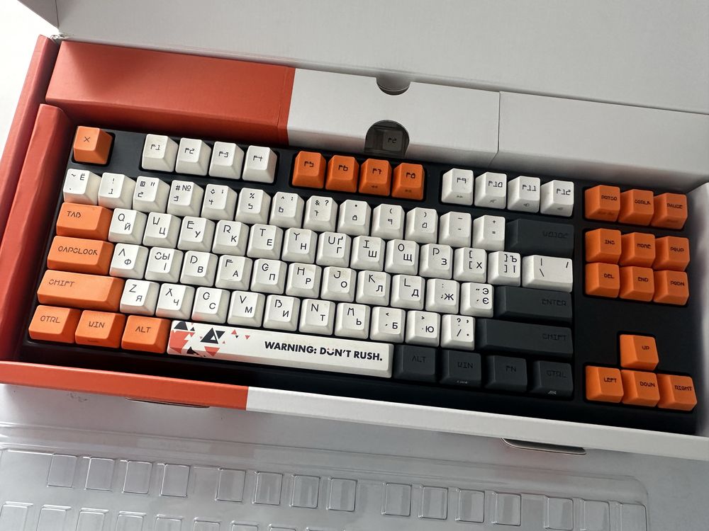 Клавиатура Varmilo VCS87 Awake Cherry MX Red