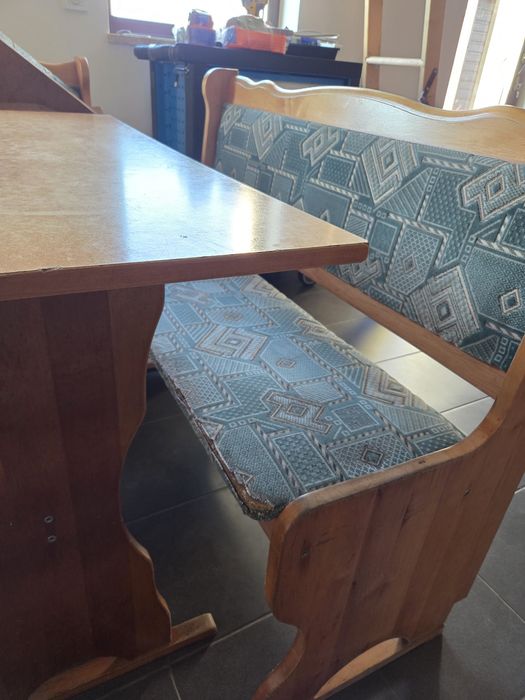 Meble kuchenne stół krzesła ława