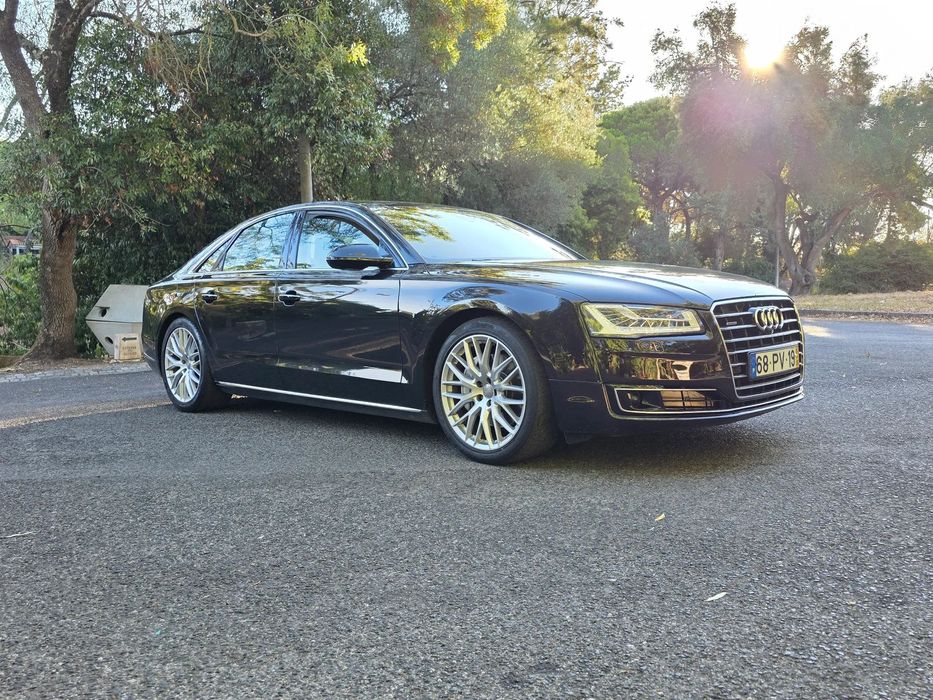 Audi A8 3.0 TDI V6 quattro Clean Diesel Exclusive