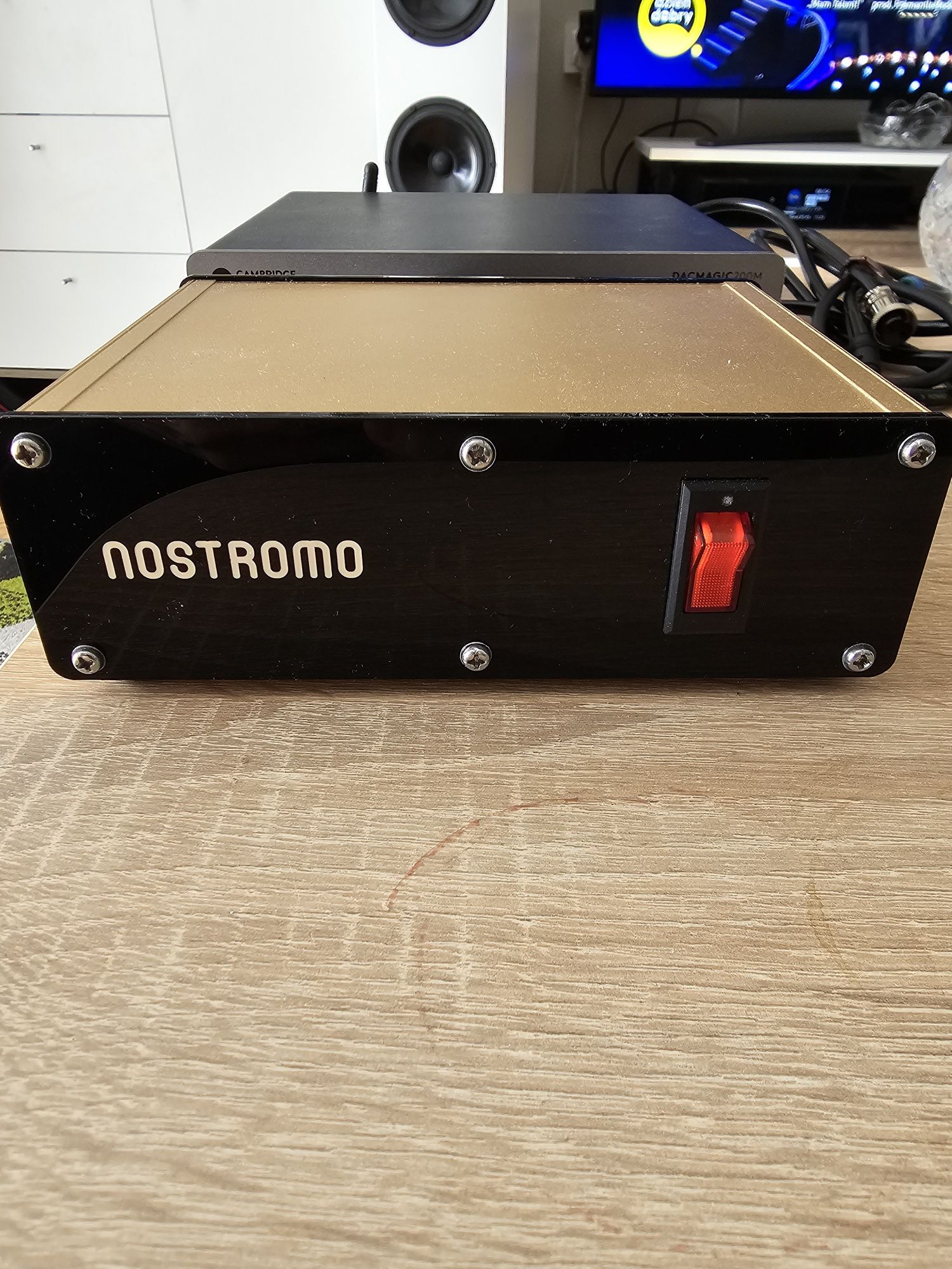 Cambridge DacMagic200M DAC+Zasilacz liniowy Nostromo