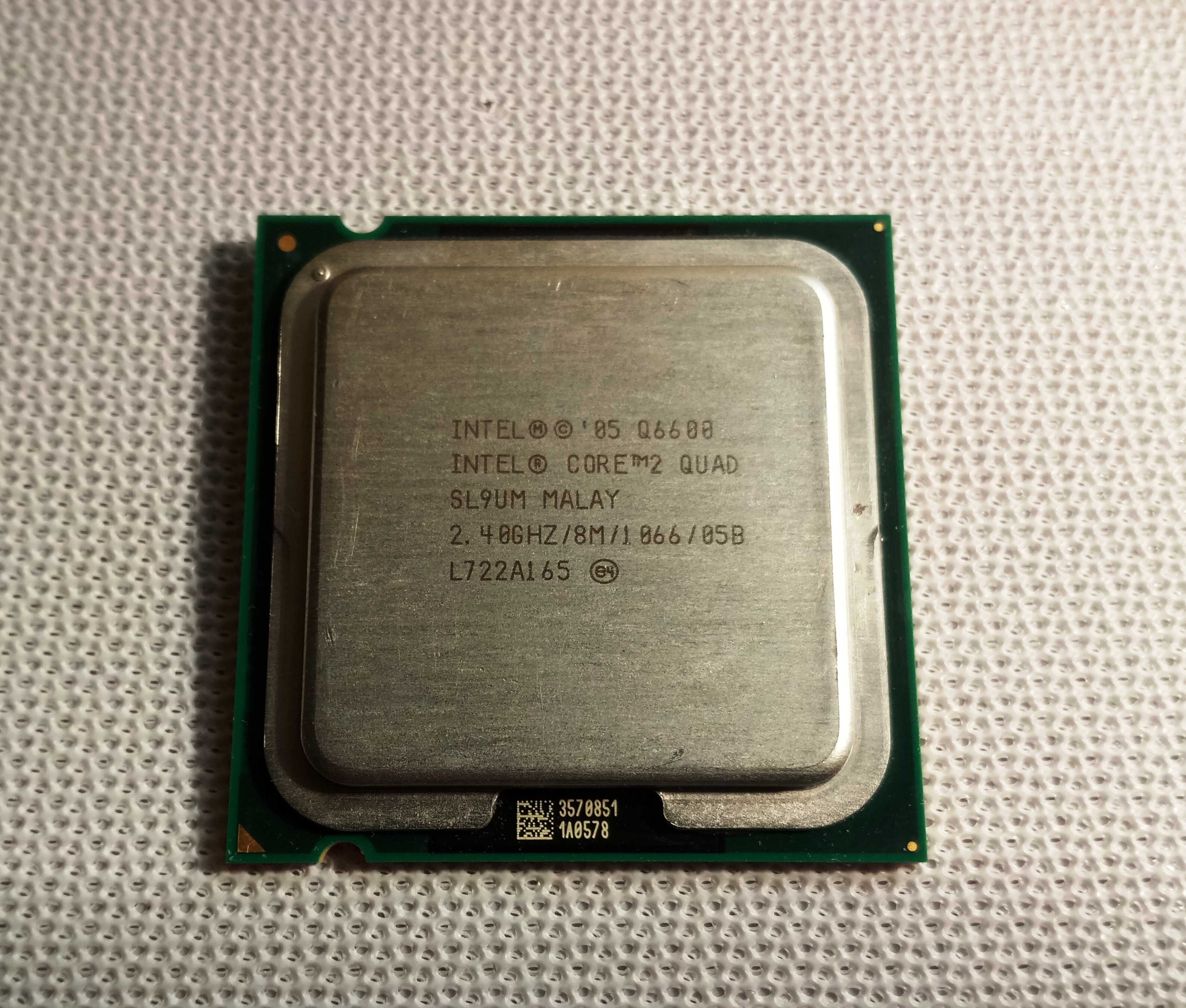 Gigabyte GA-X38-DQ6 + Core 2 Quad Q6600 + 4 X 1GB Apacer DDR2 800MHz
