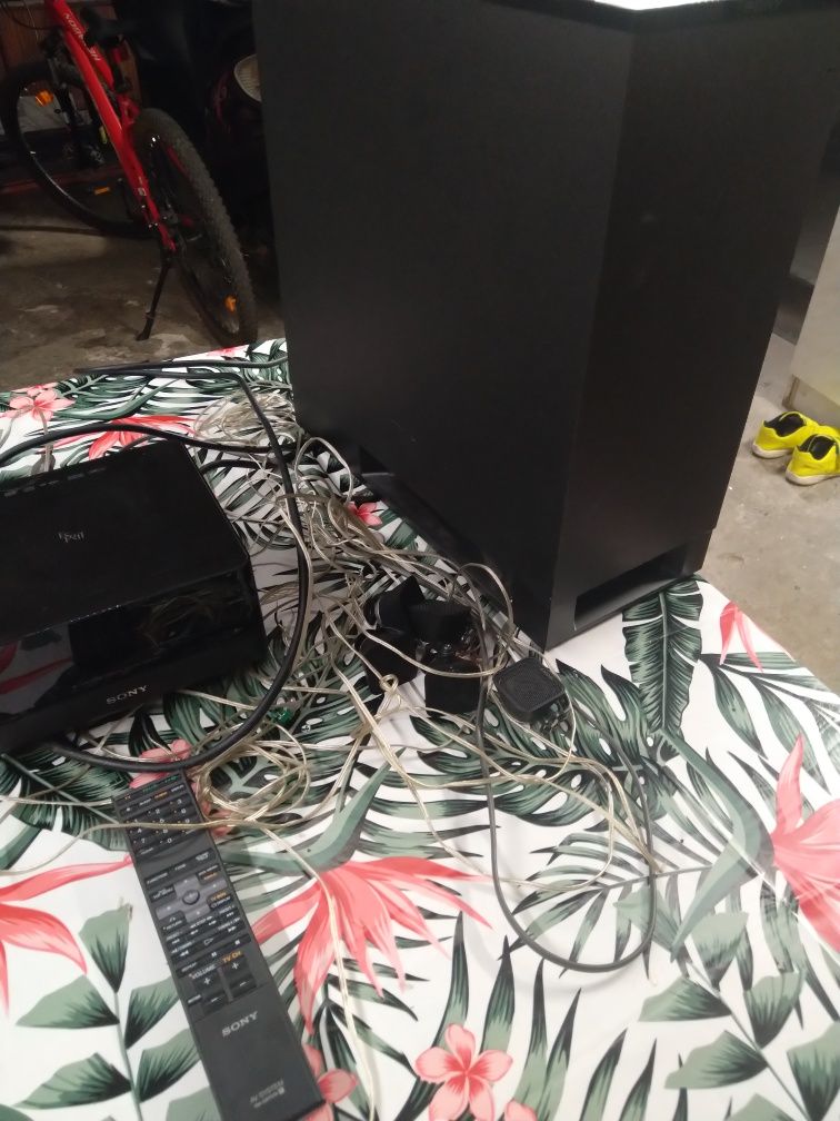Zestaw kina domowego sony dav is-10