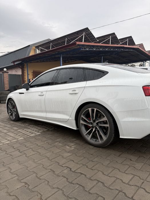 Оригінальні диски Audi r19