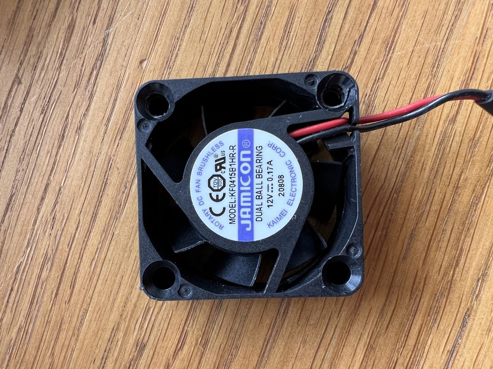 Wentylator 12v JAMICON MODEL KF0415B1HR-R
