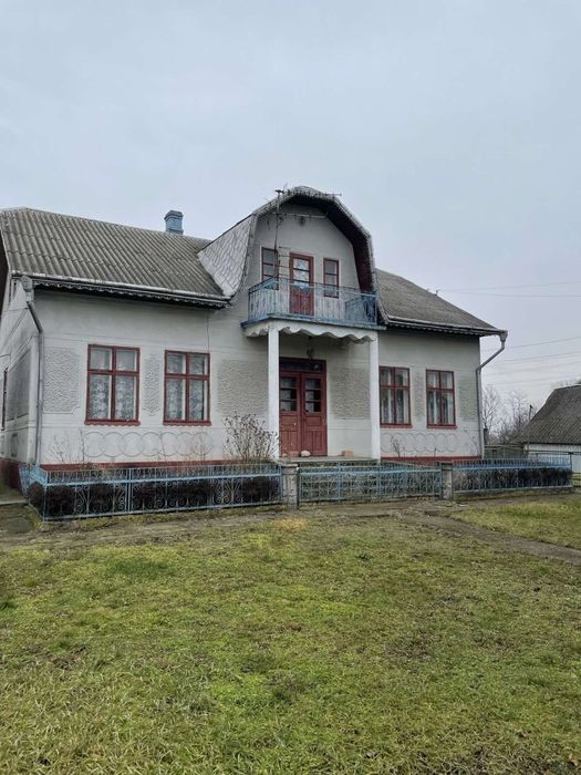 Продаж двох будинків — с. Шипинці, Чернівецька обл