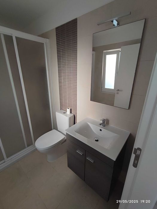 Arrenda-se T1 (Enxara do Bispo – Mafra - Lisboa)