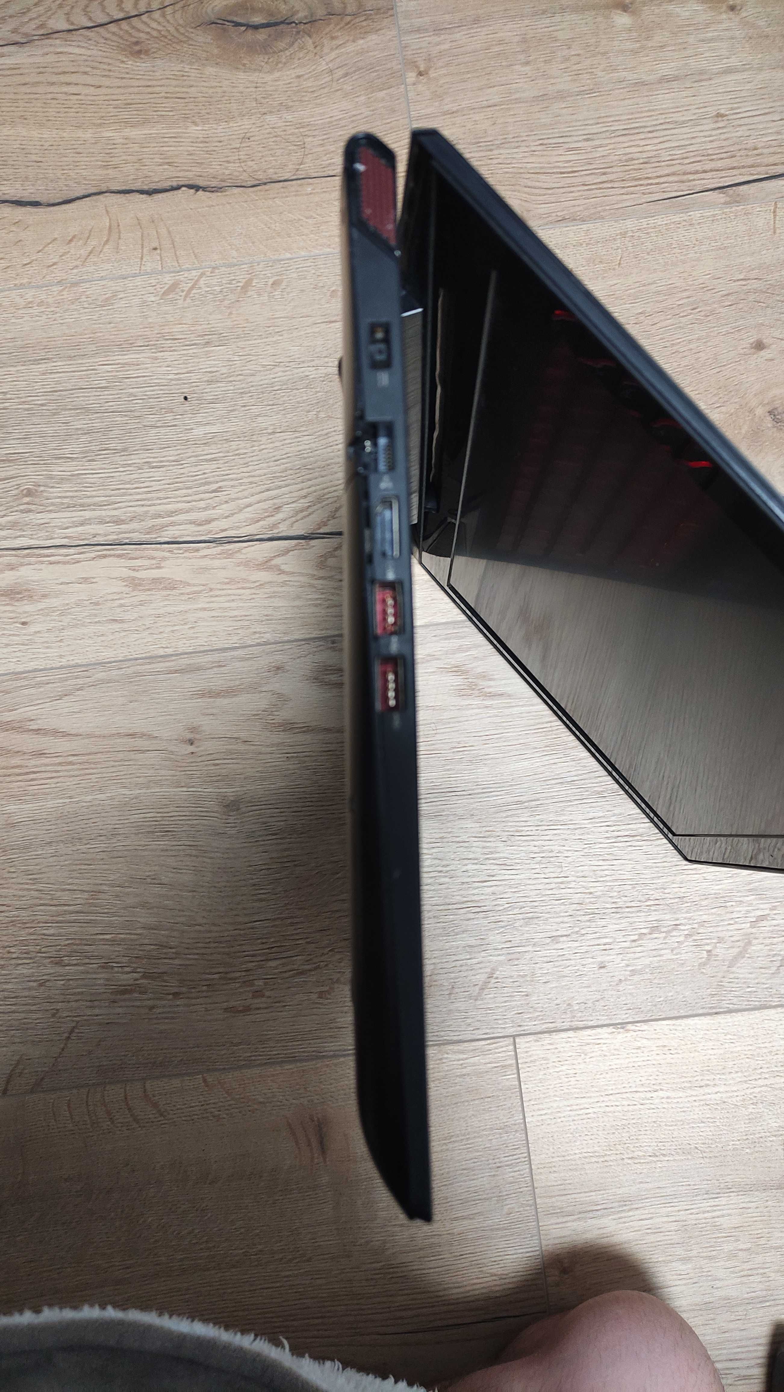 Laptop Gamingowy Lenovo Y50-70, i7-4170HQ,  GTX 860m, 8GB RAM, 256GB