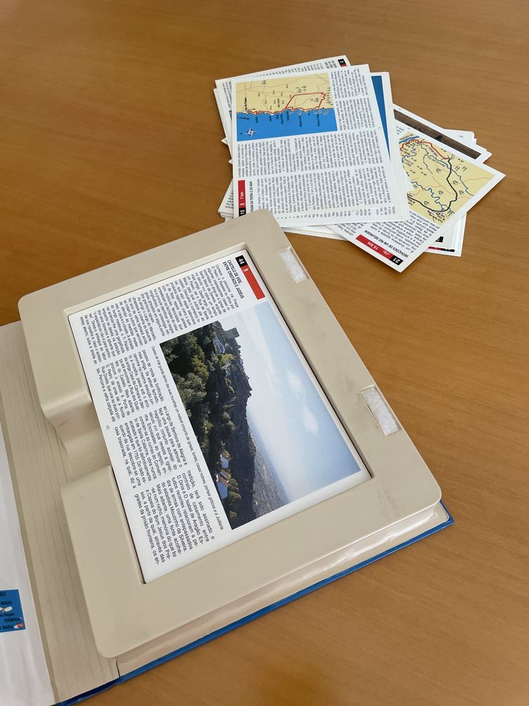 2 Livros um com fichas Viagens na minha Terra de Seleções do R Digest