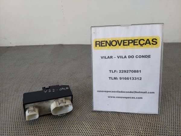 Botão / interruptor electromecânico / relé VOLKSWAGEN Passat (3A2, 35I