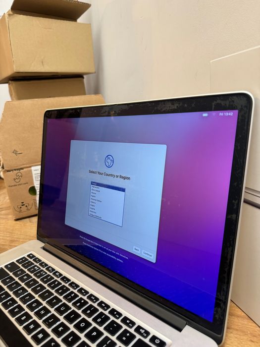 MacBook Pro mid 2015 15", 2.9Ghz i7, 16GB ram, 1TB dysk najwyższy spec