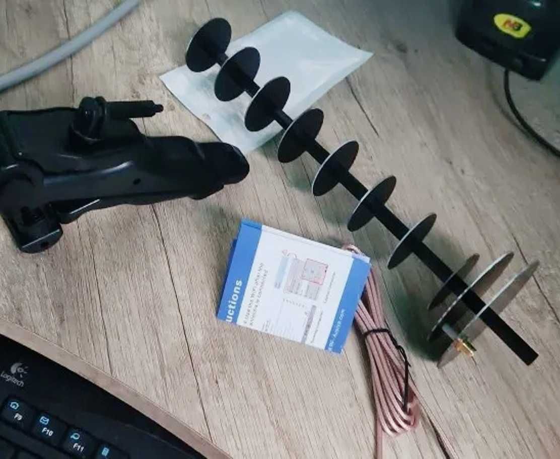Направленная антенна Yagi 12dBi 2.4G для приёма и передачи сигнала