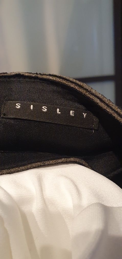 Żakiet marki sisley