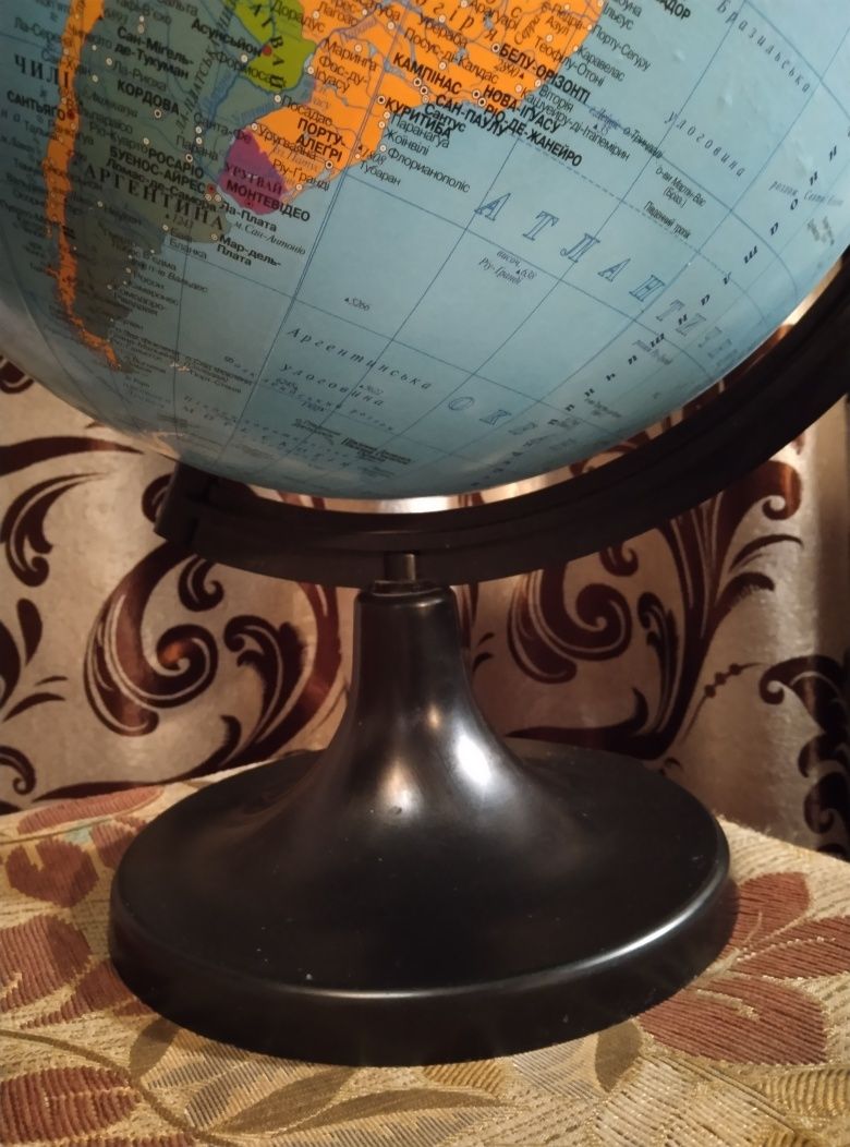 Глобус Світу Політичний, масштаб 1:48 000 000