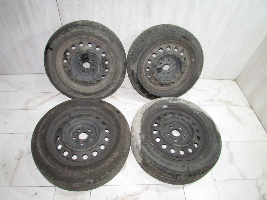 Диски з шинами R16 5/114.3 Avensis T25 T27 corolla 205/55 докатка r17