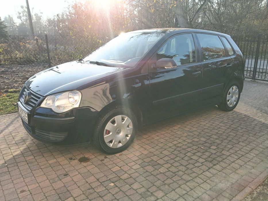Sprzedam VW Polo  2005r , 1,2 benzyna z gazem , niski przebieg