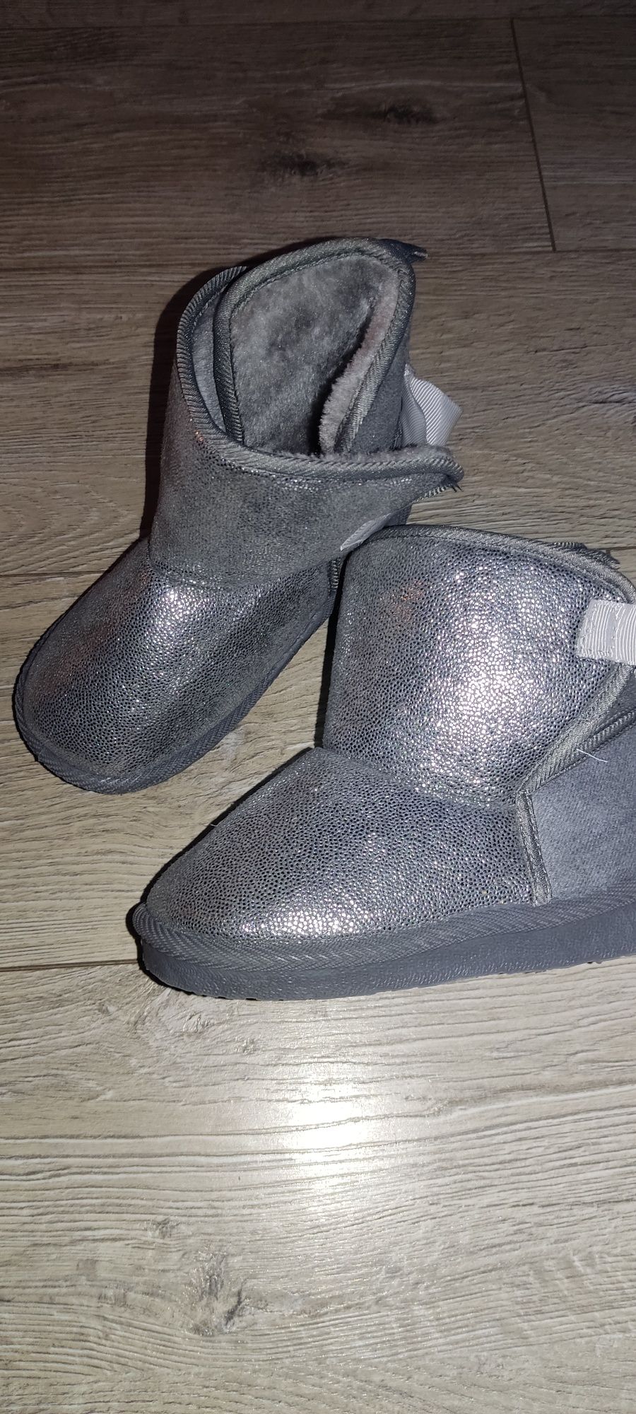 Śniegowce 27 z kokardką srebrne szare ciepłe zimowe nowe buty