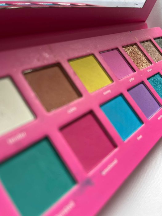 Тіні для повік GlamBee