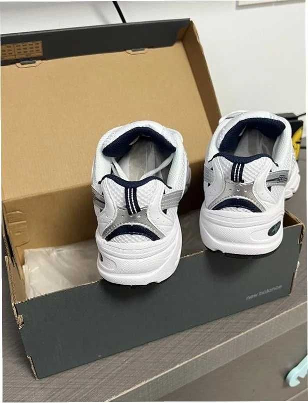 NOWE!!MęskieNew Balance 530ModnySneakersy WhitePociechaUnisex.41