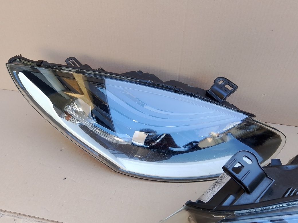 Lampa prawa lewa renault Megane 3 lift Europa