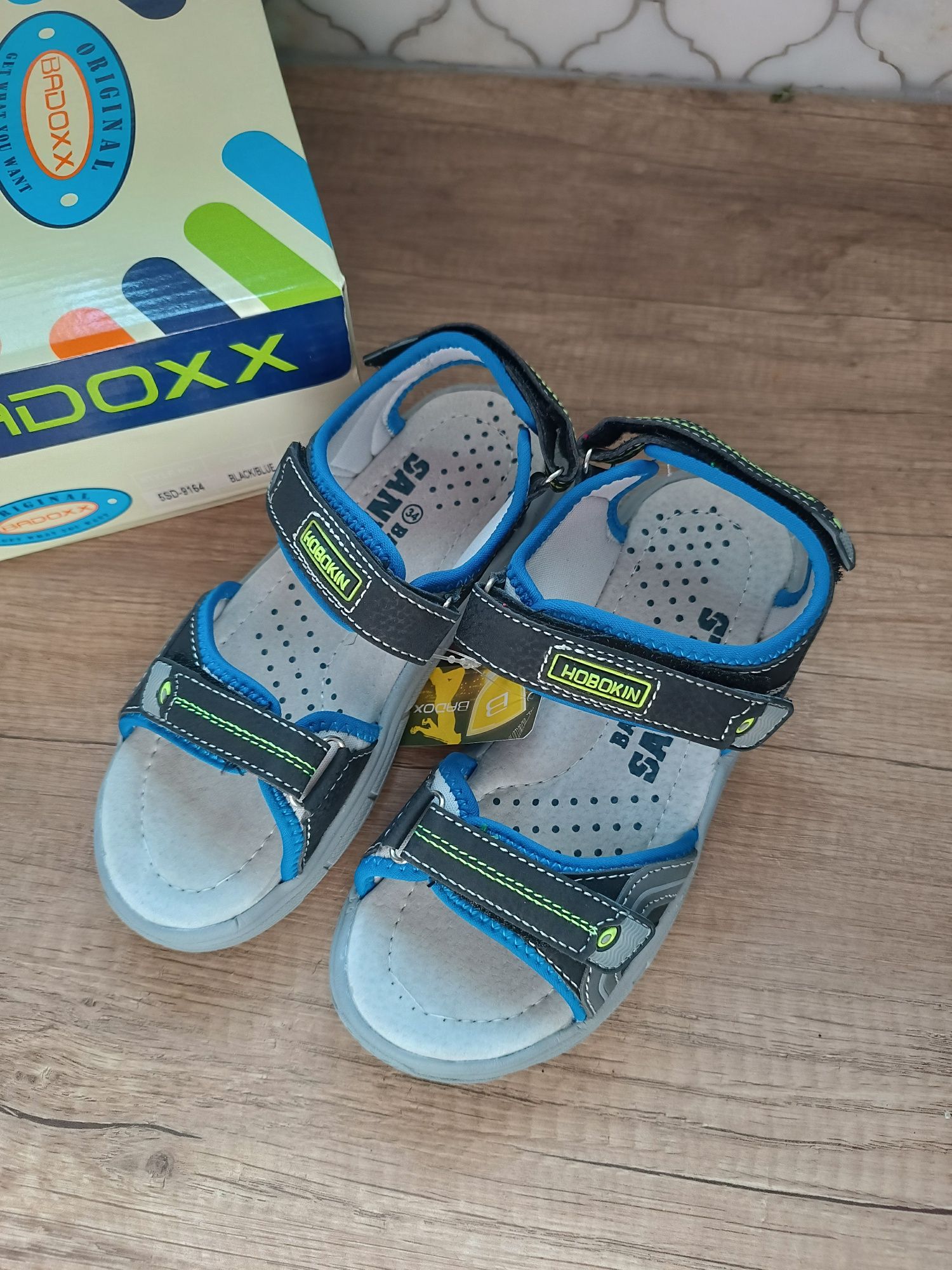 Sandałki chłopięce Badoxx 34 nowe