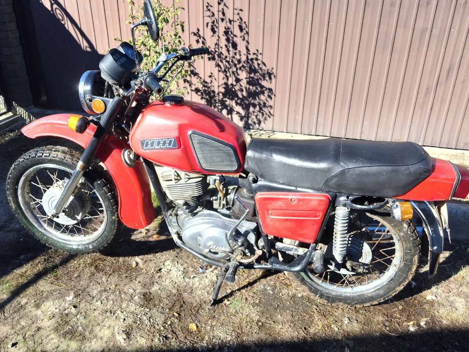 Мотоцикл іж планета 5 в гарному стані.