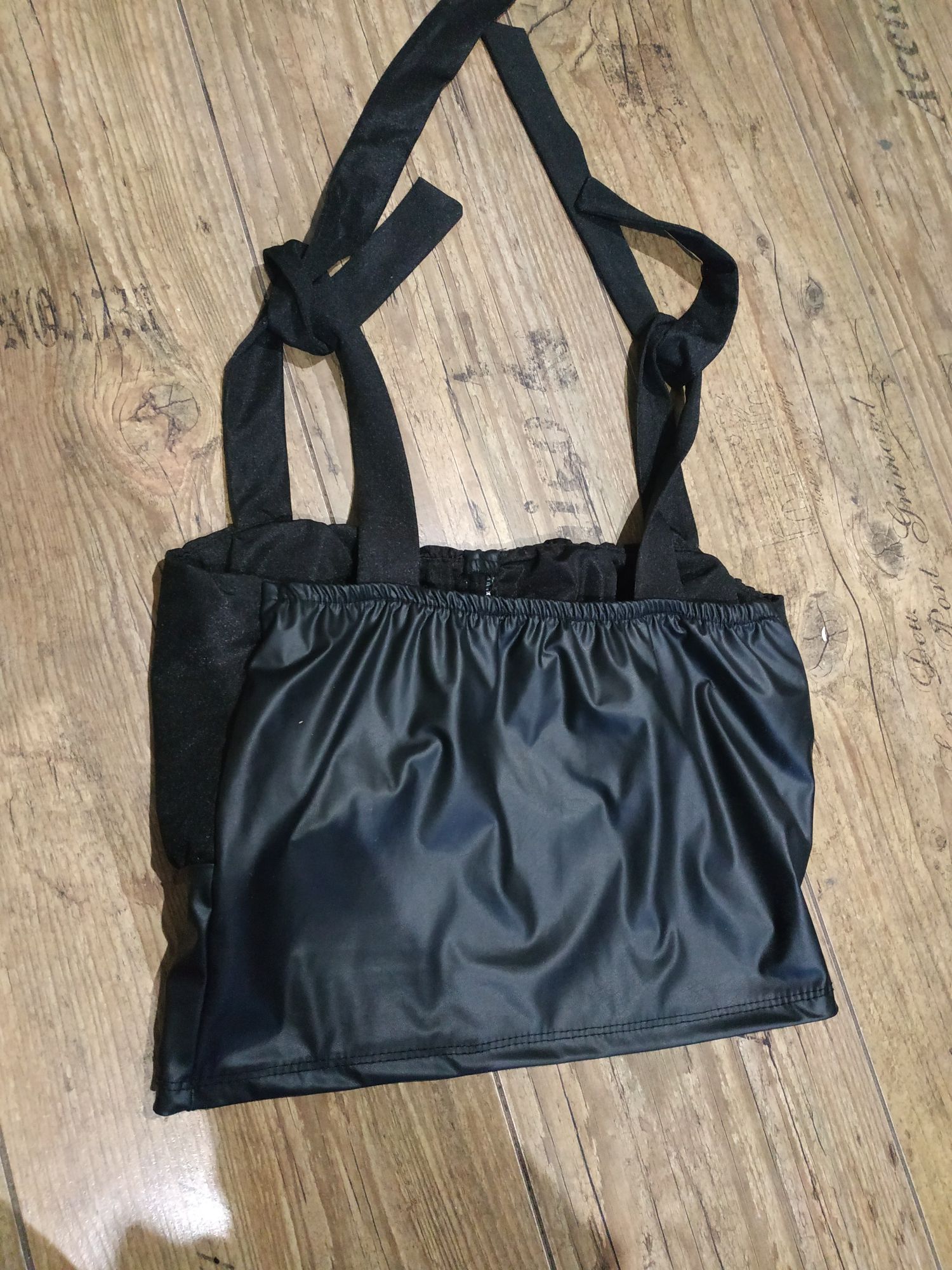 Crop top Select. Rozmiar S. Stan idealny