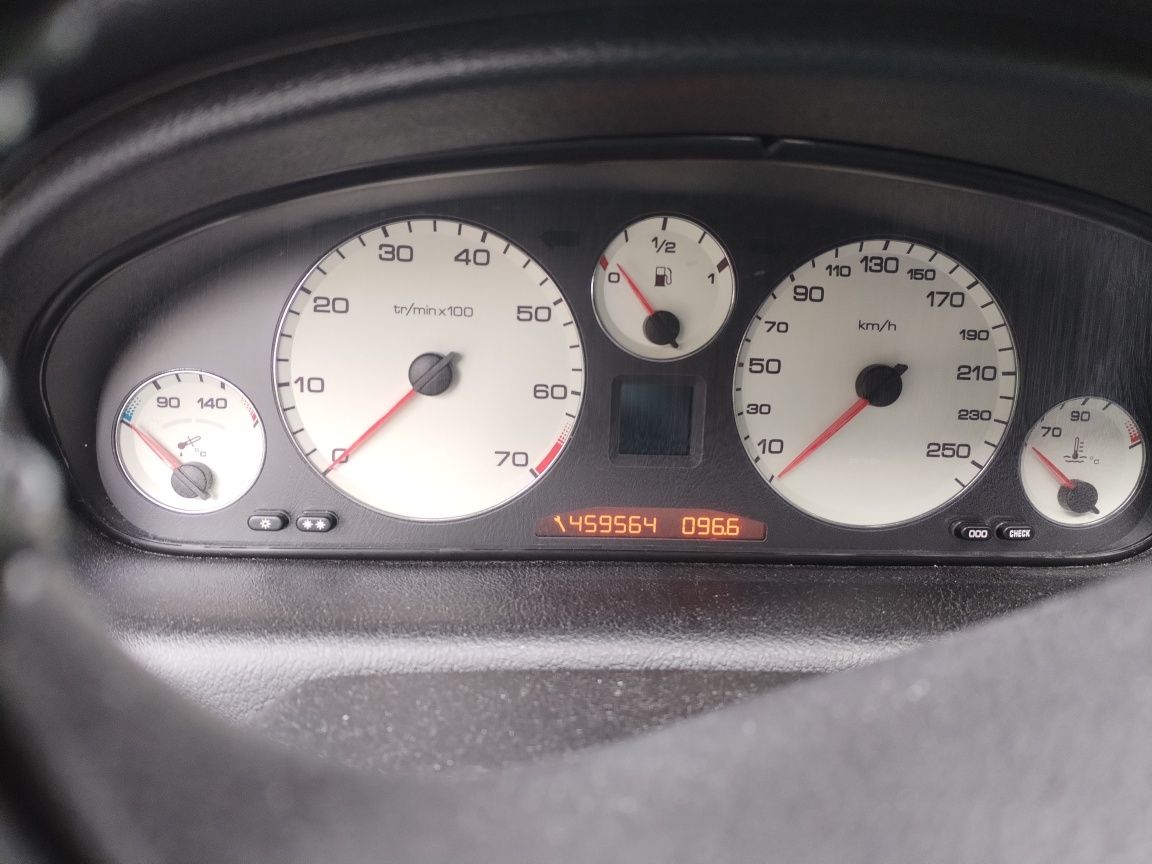 Peugeot 607 не розмитнений