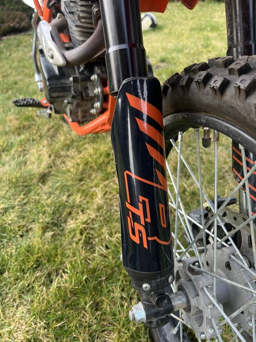 Motocykl Cross Barton BTS 150 cm³ przebieg 11mh