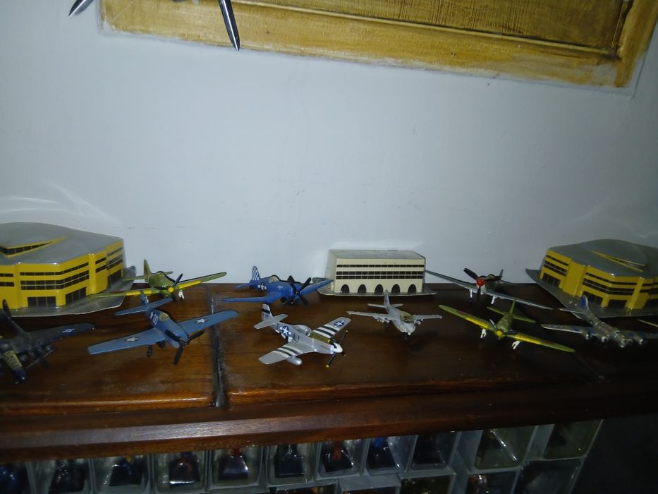 Coleção avioes guerra por 90 €