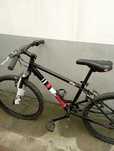 Bicicleta com pouco uso