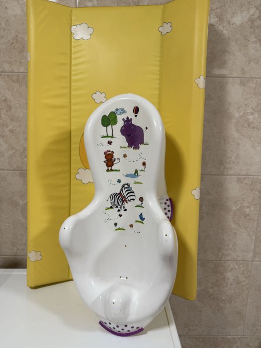 Гірка для купання немовляти , пеленальна дошка , пеленальний матрац