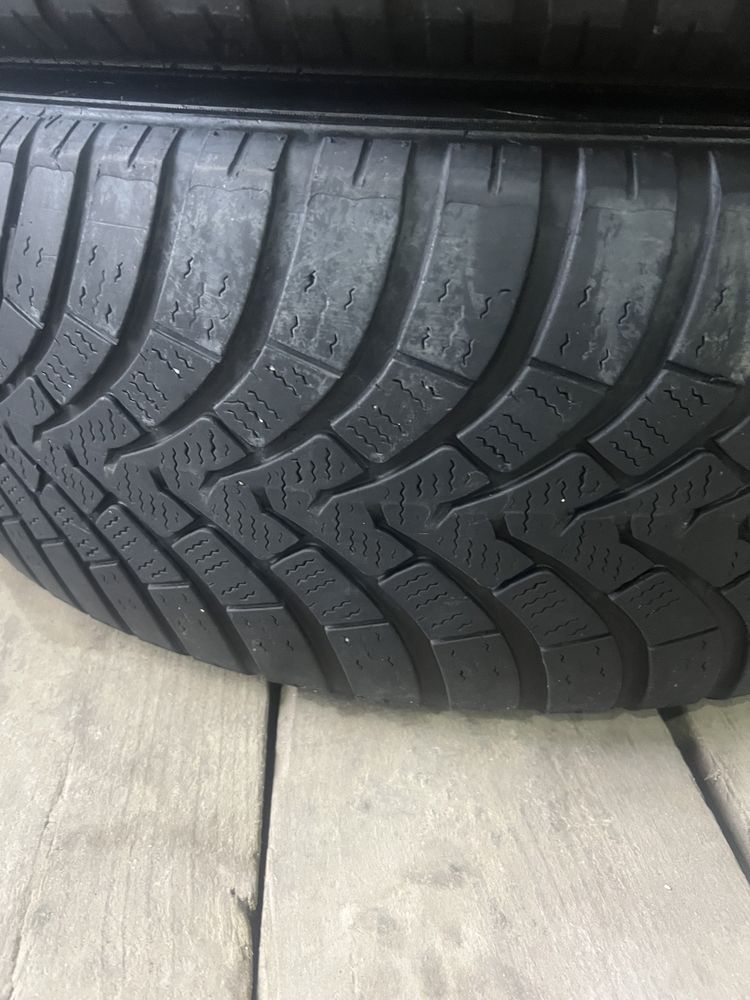 Продам шини 225/60 R18 2шт