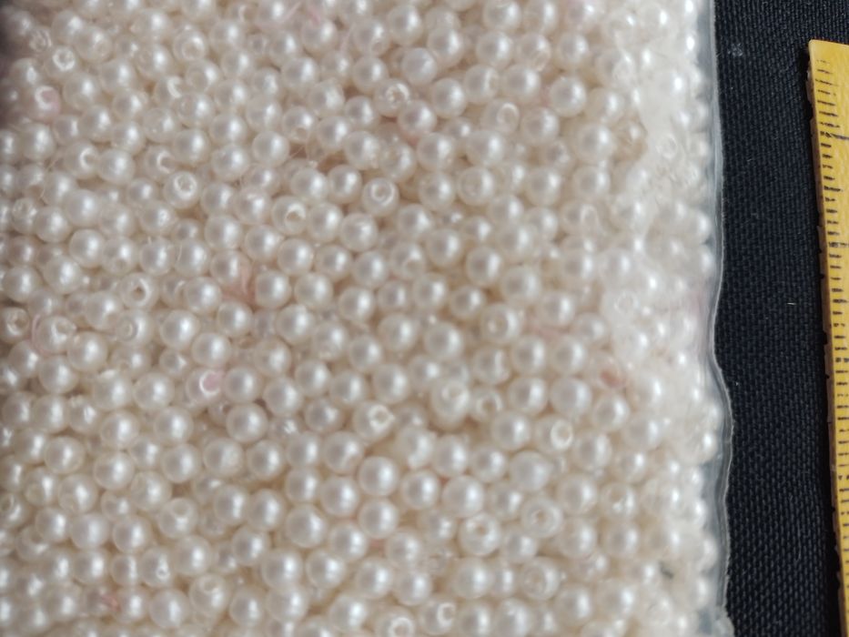 Бусины жемчужные 2мм