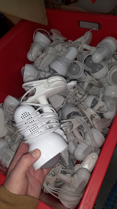 Lampki led z żarowką E27 10W  z klipsem x 6szt