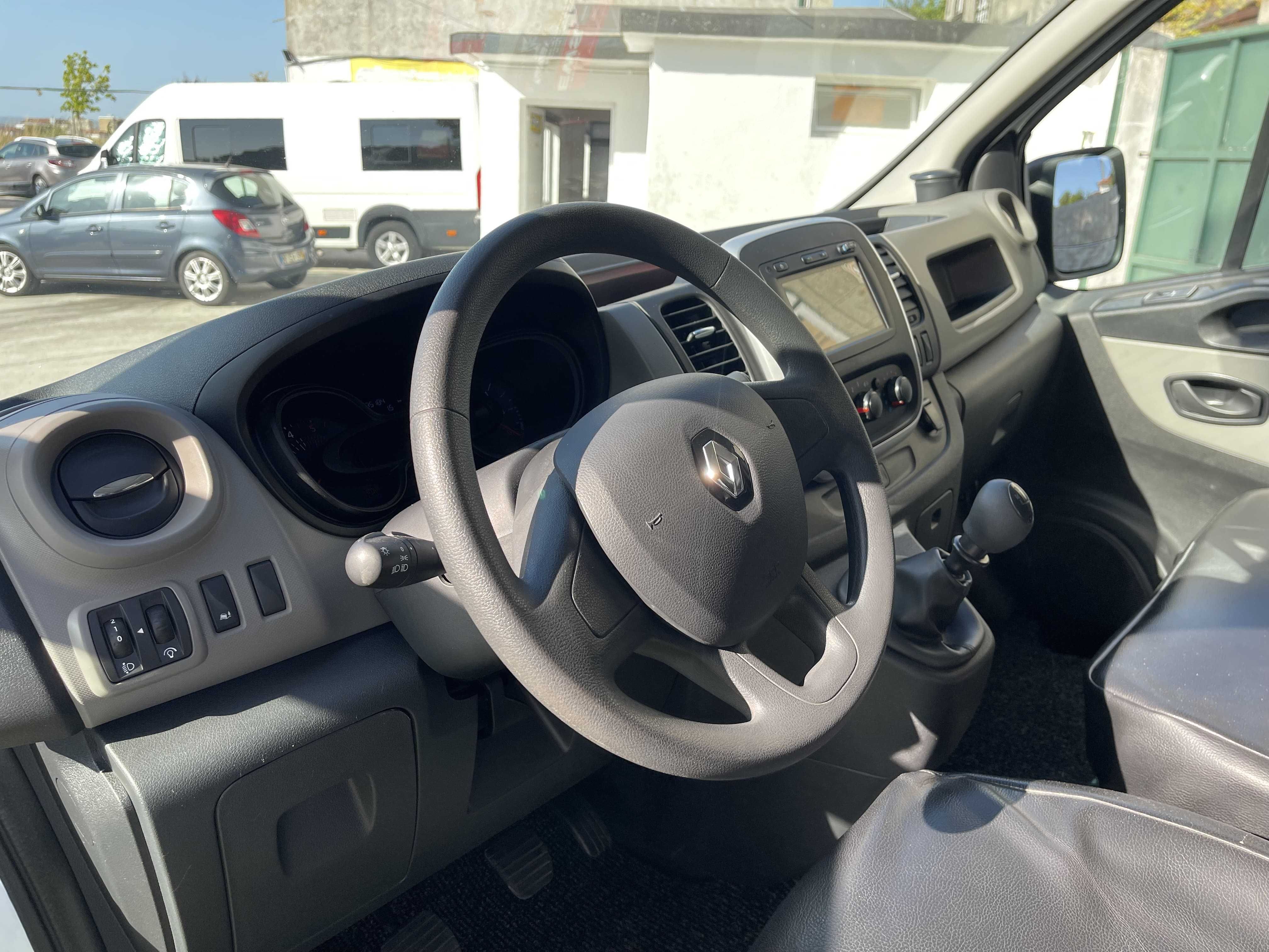 Renault Trafic 1.6DCI 6 Lugares
