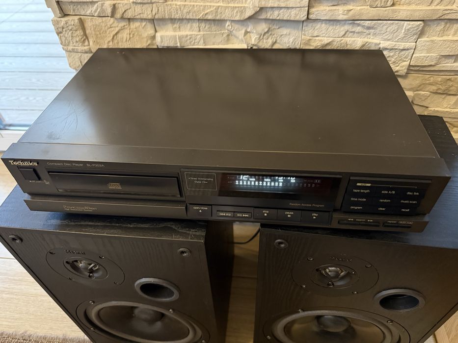 Odtwarzacz CD Technics SL-P202A