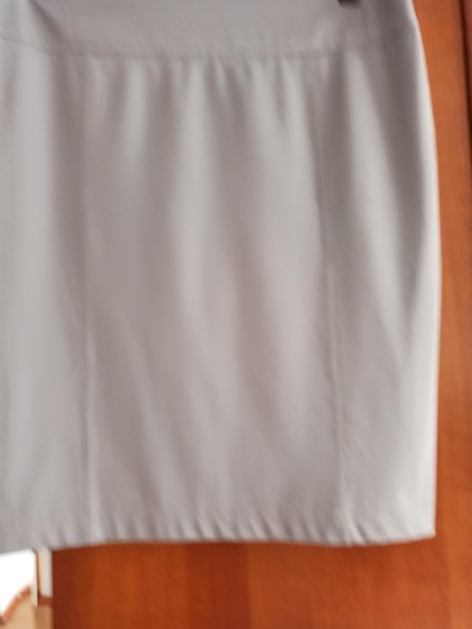 Юбка трикотин светло серого цвета