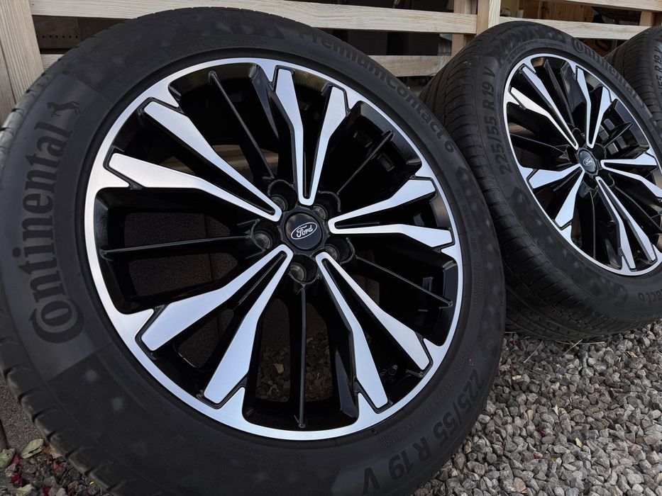 Felgi Koła 19 5x108 FORD *ORYGINAŁ* Kuga + Opony Continental