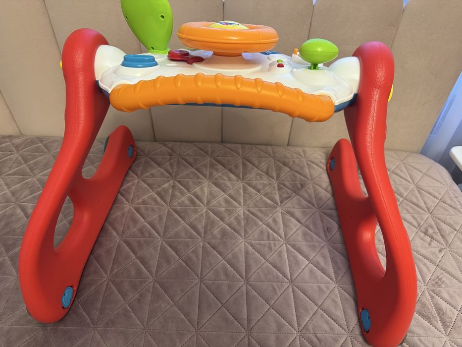 Розвиваючий центр від Chiko від 3 міс до 3 років