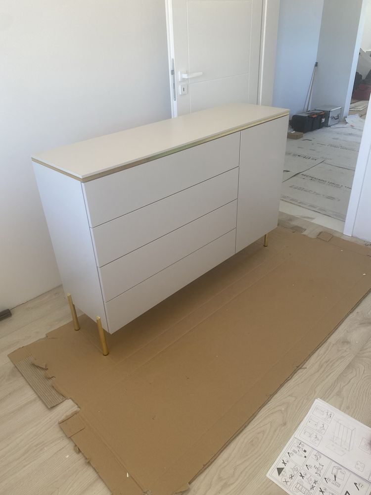 Skręcanie składanie mebli , montaż mebli Ikea vox castorama biurowe