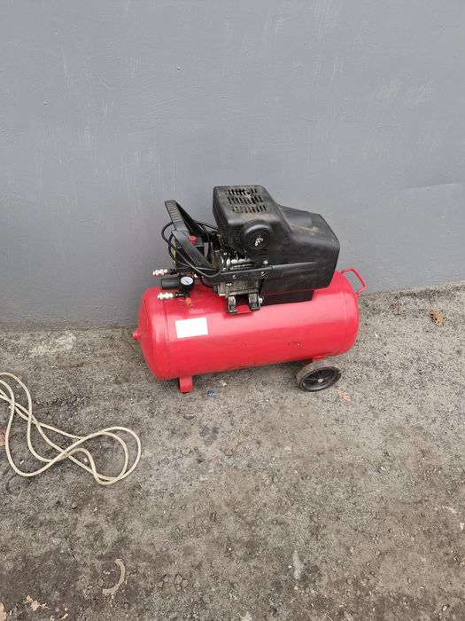 Продам компресор.50л.